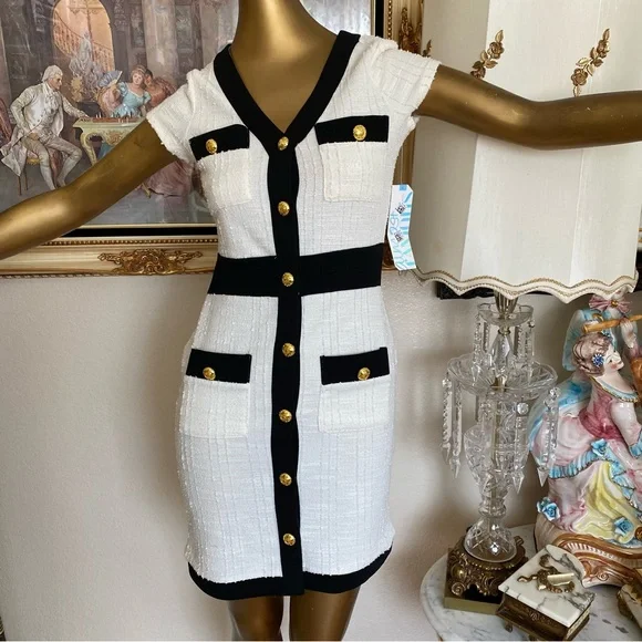 Almost Famous Tweed Button Down Dress - Picture 2 of 10